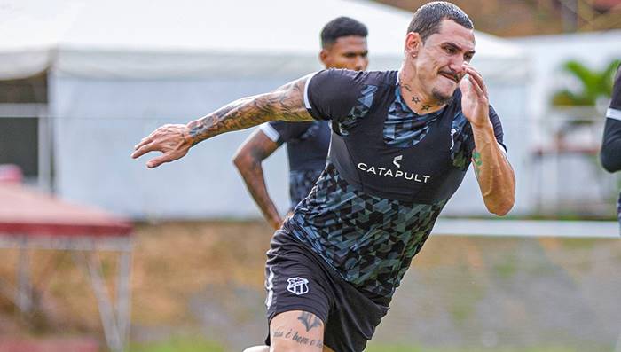 Ceará terá duas mudanças para enfrentar o Bahia; veja provável time