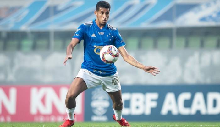 Cruzeiro perde três jogadores para enfrentar o Vitória no domingo