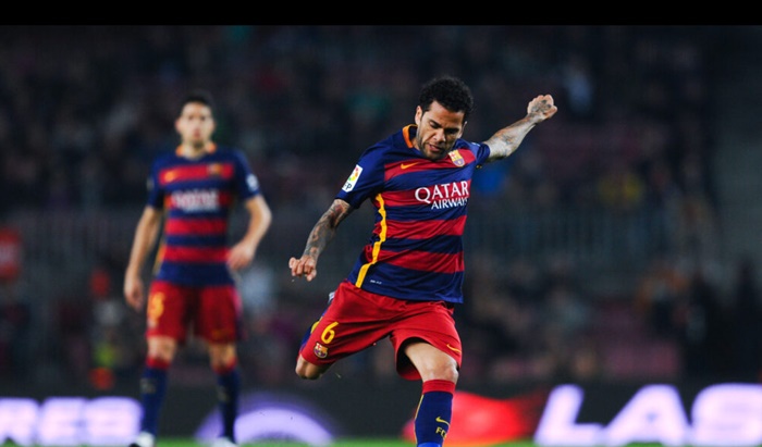 Depois de cinco anos, Daniel Alves está de volta ao Barcelona