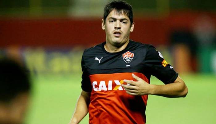 Destaque em 2013, volante paraguaio pode retornar ao Vitória