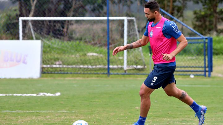 Bahia segue preparação para pegar o São Paulo; Capixaba treina normalmente