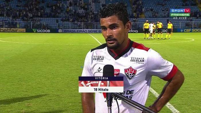 Hítalo celebra gol no empate com o Avaí e acredita na salvação do Vitória