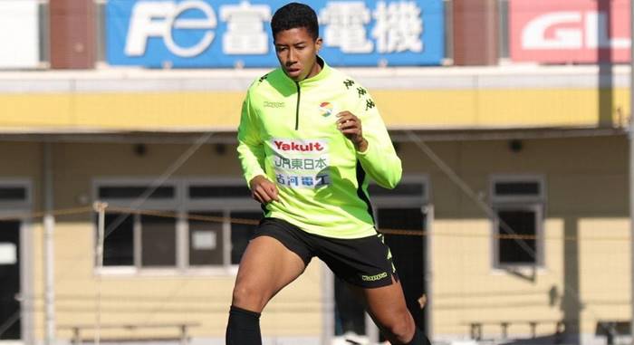 Bahia encaminha venda de jovem atacante para clube japonês