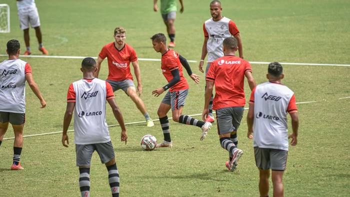 Vitória avança na preparação para última partida pela Série B 2021