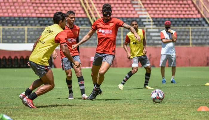 Com retorno de Samuel, Vitória fecha preparação para enfrentar o CSA