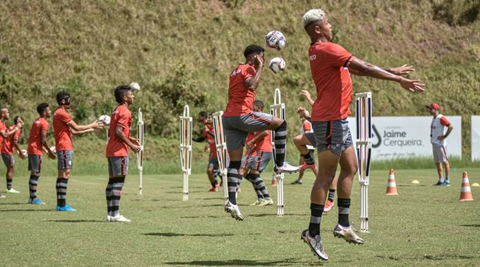 Vitória inicia preparação para enfrentar o Cruzeiro no Barradão