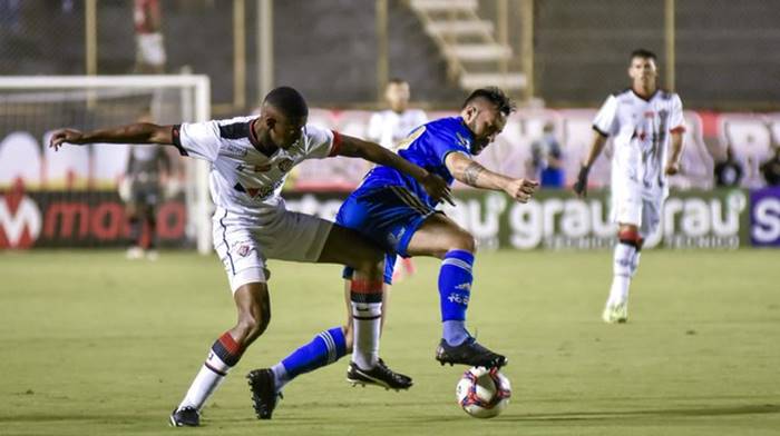 Veja os melhores momentos de Vitória 3 x 0 Cruzeiro no Barradão