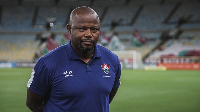Fluminense não terá técnico contra o Bahia, mas aguarda retornos do DM