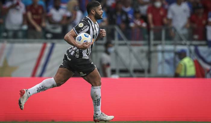 Hulk exalta bicampeonato do Atlético-MG e relembra início no Vitória