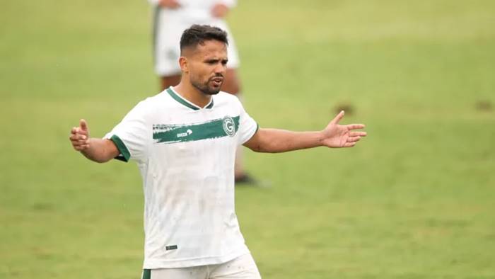 Com BID de plantão, Vitória busca mais dois reforços para 2022