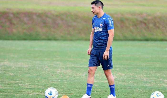 Sport está perto de acerto com o atacante Óscar Ruiz, do Bahia