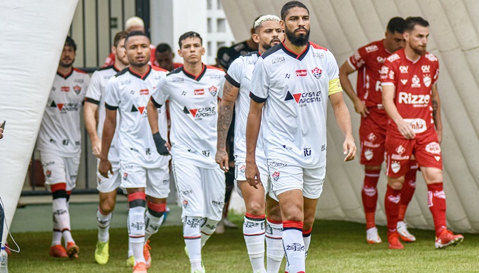 Vitória repagina elenco e não terá em 2022 seis atletas que mais atuaram neste ano