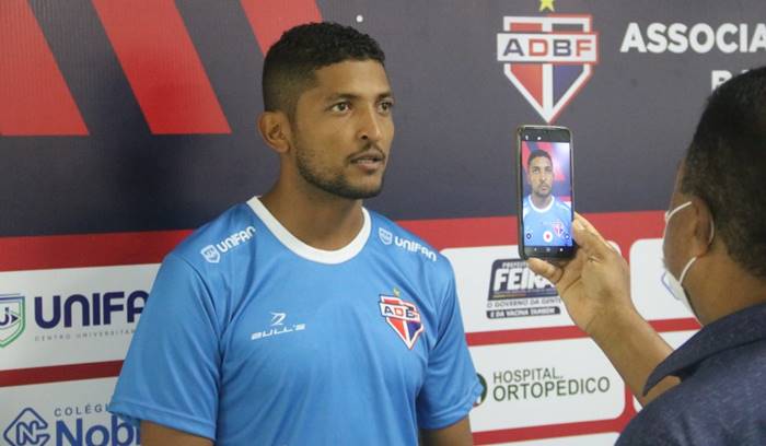 Após bater na trave em 2021, zagueiro do Bahia de Feira mira título baiano