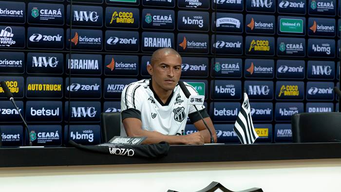 Após sair do Bahia, Nino diz não ter pensado duas vezes em aceitar proposta do Ceará