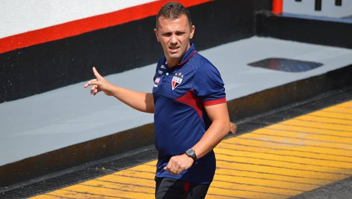 Com novo gestor de futebol, Bahia deve avançar na busca por reforços