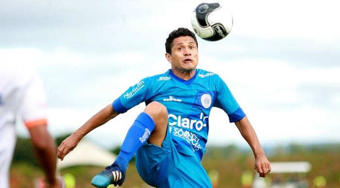 Volante do Bahia na campanha do acesso à Série A em 2010 reforça o Jacuipense