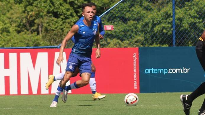 Ramon comemora chance no Bahia e espera buscar espaço na equipe