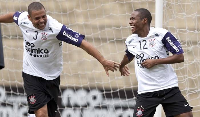 Ex-volante do Bahia é convidado por Ronaldo para trabalhar no Cruzeiro