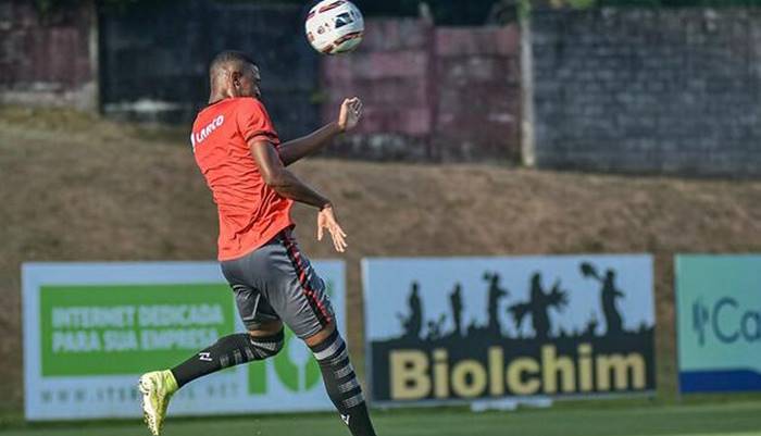 Vitória tem retorno dos seis jogadores recuperados da Covid-19