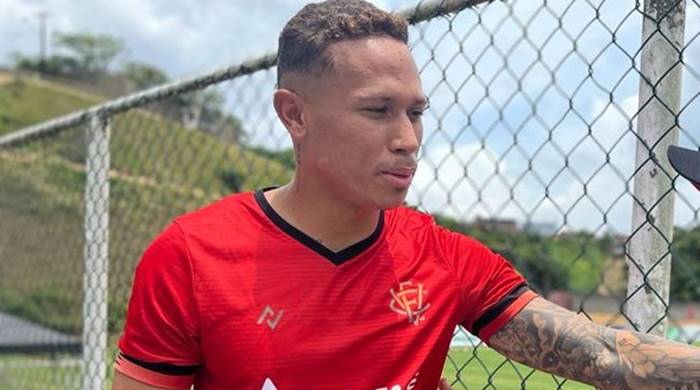 “Vou defender este time com unhas e dentes”, garante novo volante do Vitória
