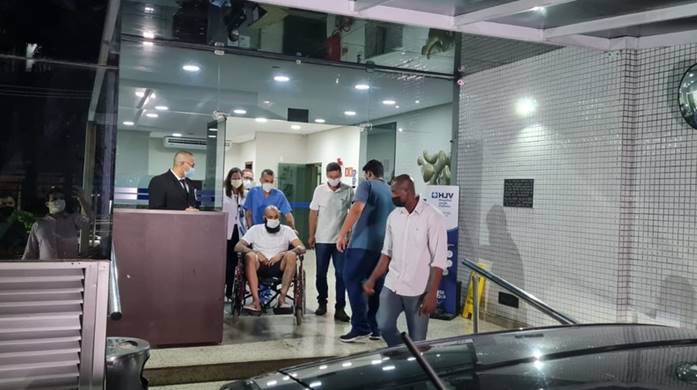 Ainda abalado, Danilo Fernandes recebe alta: “O importante que estou vivo”