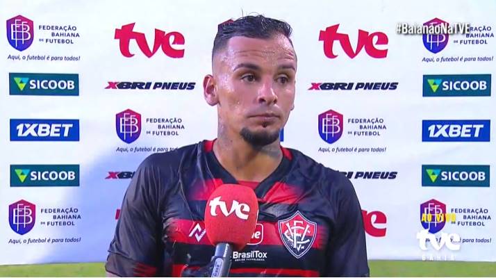 “Acho que foi o nosso melhor jogo do ano”, diz lateral do Vitória após empate