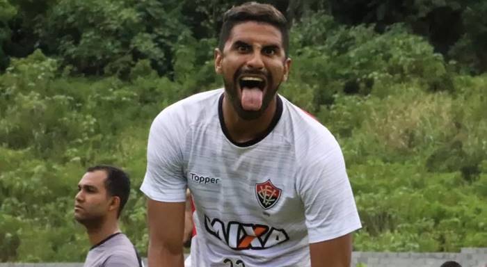 Após Tréllez, Vitória pretende anunciar pacotão de reforços para Série C