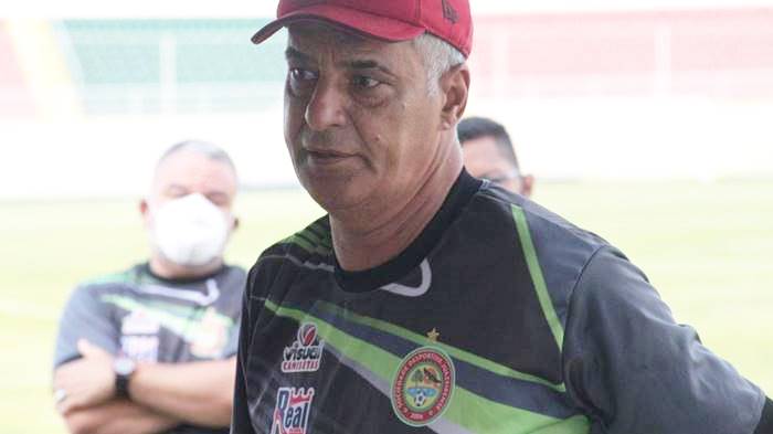 Quintino Barbosa quer Juazeirense propondo o jogo diante do Bahia