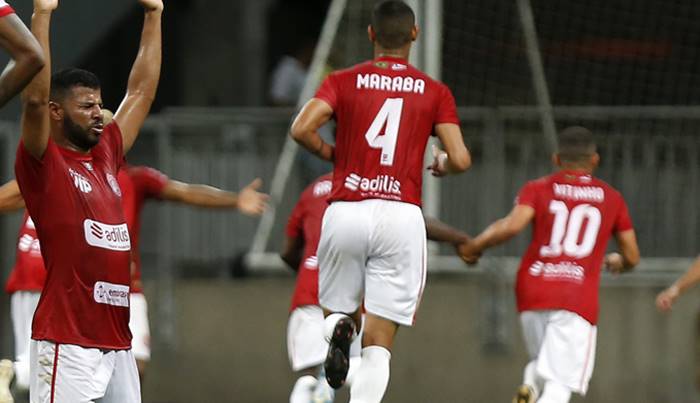 Barcelona e Bahia de Feira fazem duelo pela vice-liderança do Baianão