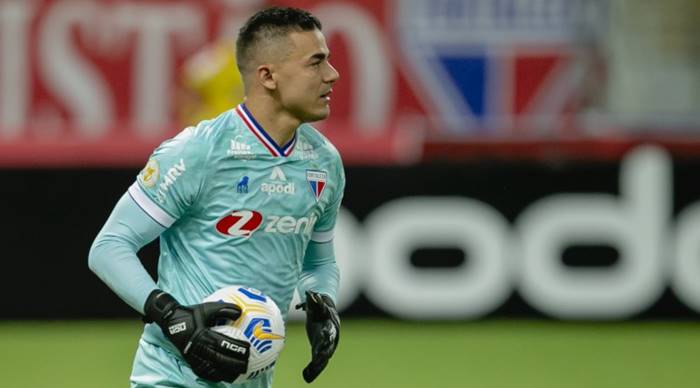 Após perder espaço, goleiro deixa o Fortaleza e acerta com o Juventude
