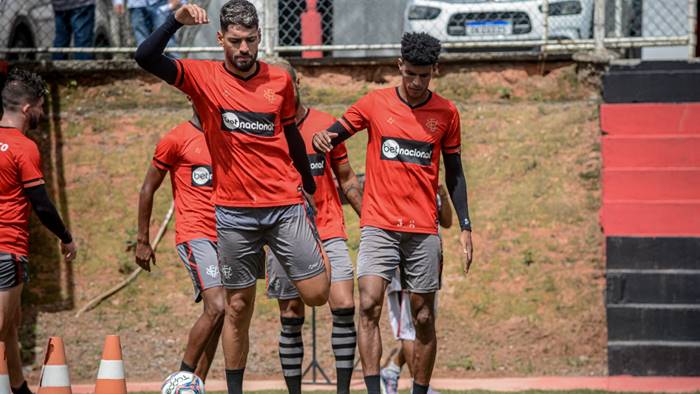 Veja provável time e relacionados do Vitória para pegar o Atlético-BA
