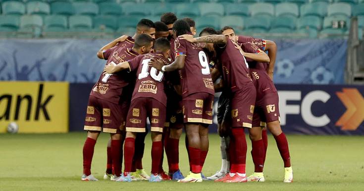 Bahia encara o invicto Jacuipense buscando se afastar da zona da degola no Baianão