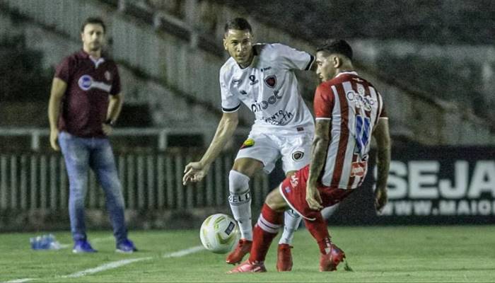 Náutico bate o Botafogo-PB nos pênaltis e pega o Fortaleza na semifinal do Nordestão