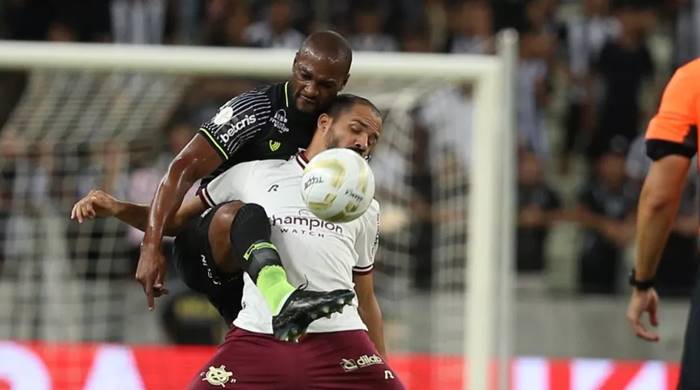 Nino Paraíba perde pênalti, e CRB elimina o Ceará da Copa do Nordeste