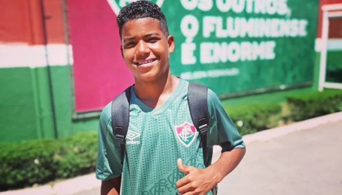 Fluminense fecha com meia-atacante das categorias de base do Bahia