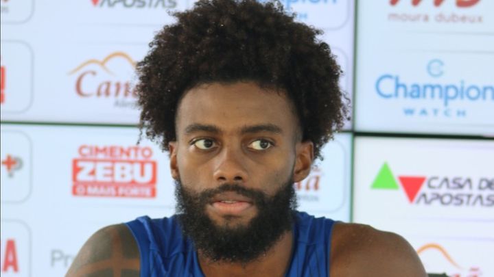 Lateral admite insatisfação com momento ruim do Bahia na temporada