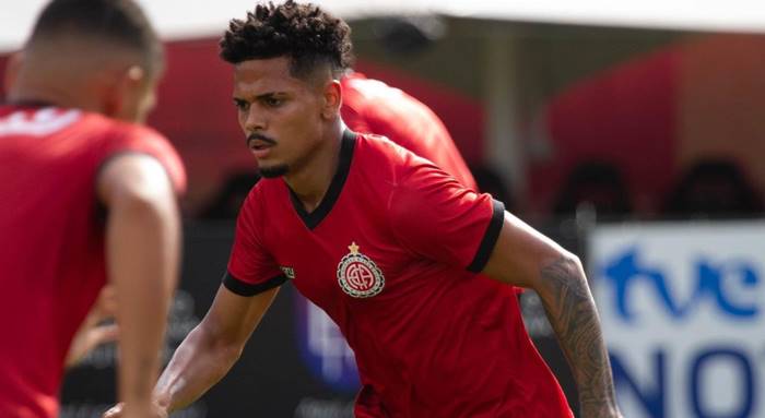 Volante celebra vaga do Atlético-BA no G4 do Nordestão e valoriza força do Carneirão