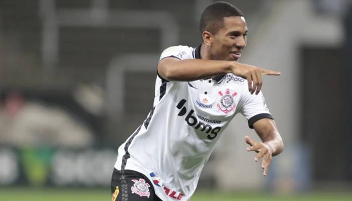Bahia se aproxima de acerto com atacante do Corinthians para Série B