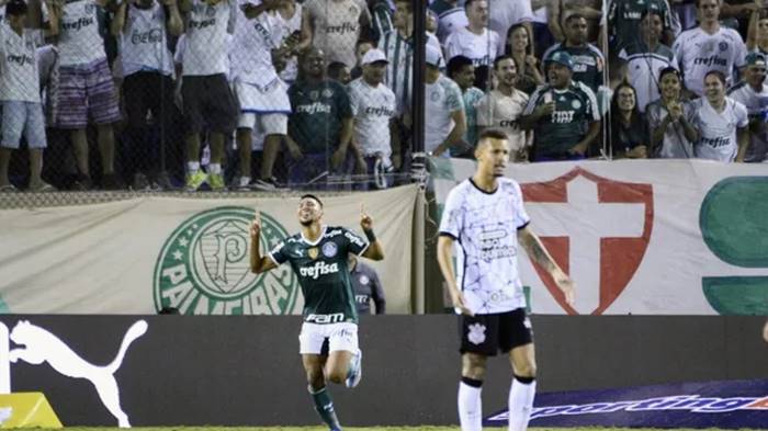 Adversário da Juazeirense na Copa do Brasil, Palmeiras faz 3 a 0 no Corinthians pela Série A