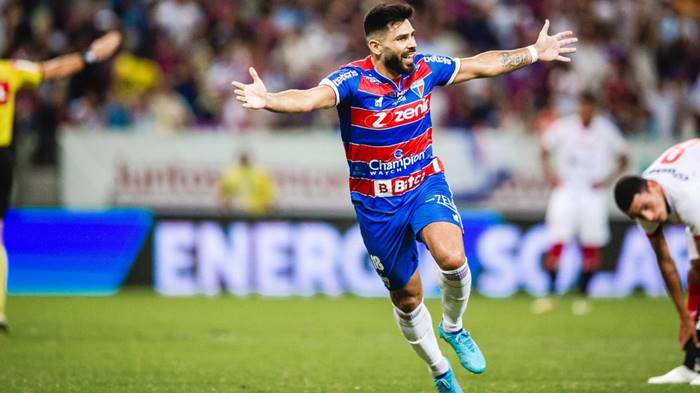 Vitória leva 3 a 0 do Fortaleza e praticamente se despede da Copa do Brasil