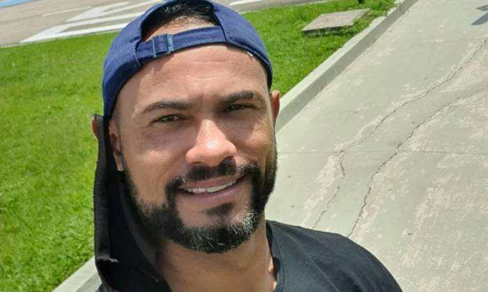 Com prisão decretada, ex-goleiro Bruno alega falta de dinheiro para pagar pensão