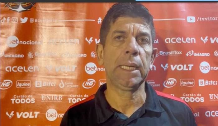 Fabiano Soares analisa 1ª derrota no Vitória, cita baixas e lamenta eliminação