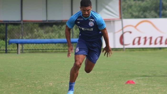 Bahia faz último treino em Salvador antes de embarcar para pegar o Tombense