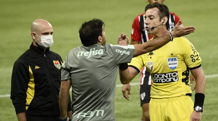 Árbitro da FIFA apita Vasco x Bahia pela 7ª rodada da Série B