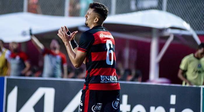 Com chance baixa de acesso, Vitória tem 46,5% de risco de queda na Série C