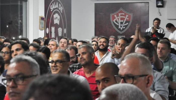 AGE para reforma do estatuto aprova fim dos conselheiros vitalícios do Vitória