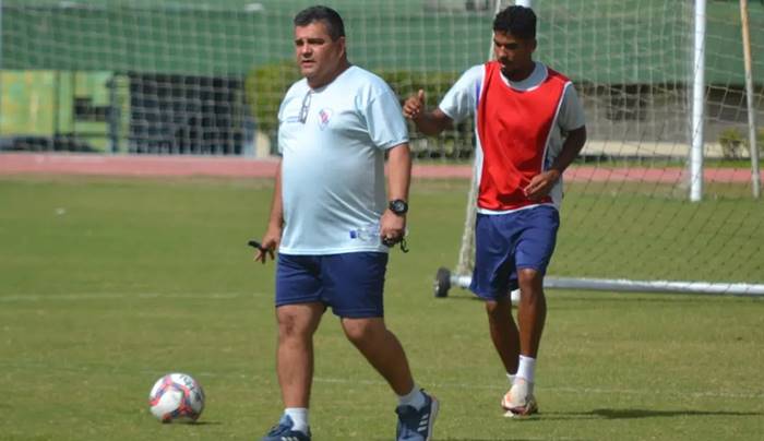 Galícia demite treinador após duas derrotas seguidas na Série B do Baiano