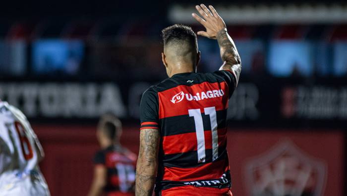 Vitória encerra o mês de junho sem vencer um jogo sequer