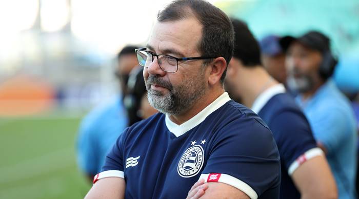 Enderson projeta sequência do Bahia em casa e pede apoio do torcedor
