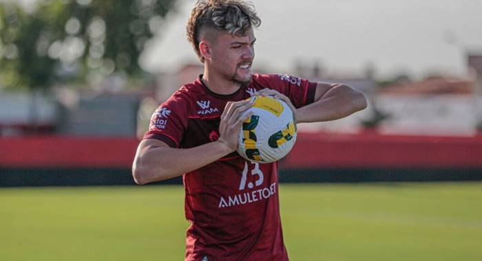 Conheça o zagueiro que chega para reforçar o Bahia na Série B